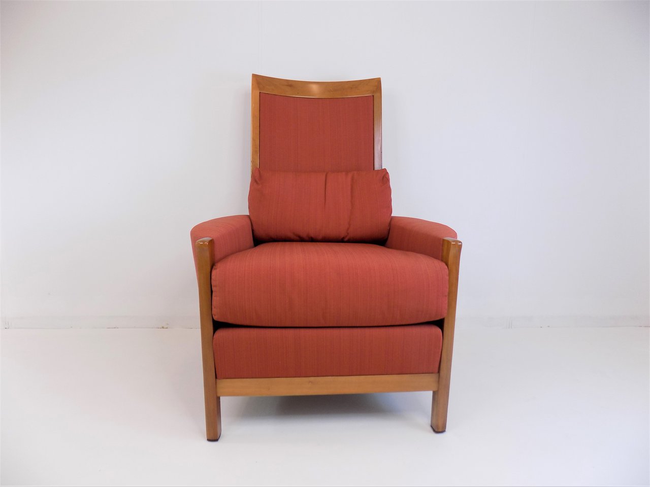Image 22 of Giorgetti door Umberto Asnago New Gallery Fauteuil + Ottoman