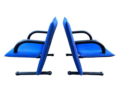 2 x Arflex T-Line chairs