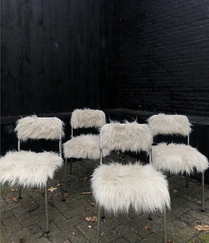4x Vintage chair faux fur