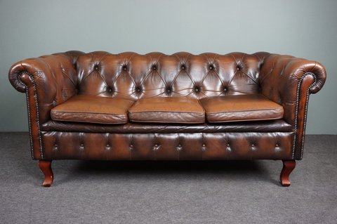Chesterfield 2.5 seater sofa