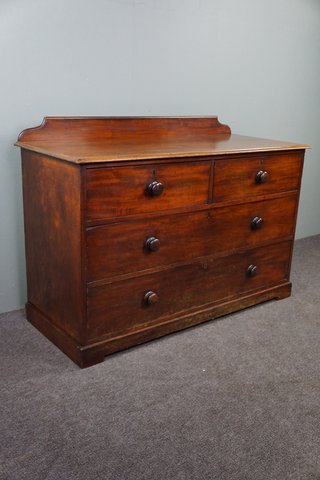 Antique English chest of drawers, mahogany, +/- 1850