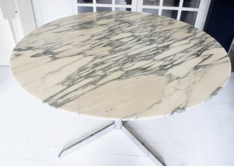 Roche Bobois dining table in marble by Florence Knoll