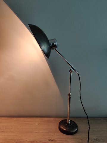 Zeer mooie gerestaureerde Ferdinand Solere tafel/bureaulamp. 