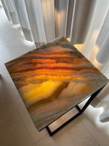 Marble onyx table