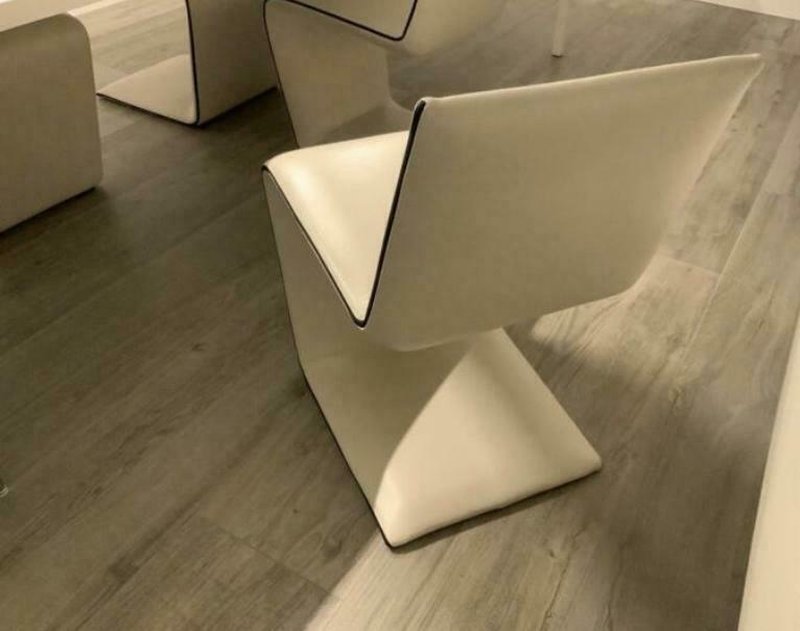 4 Minotti Philips dining Chairs light grey