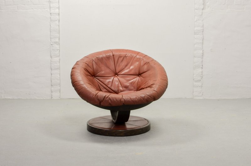Mid-Century Scandinavian Design Red Leather Ball Chair after Oddmund Vad, 1960s