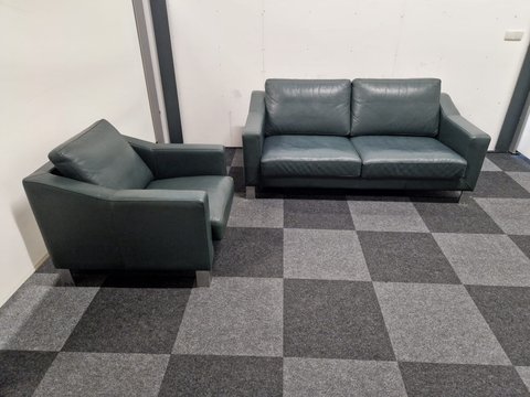 2x Leolux Antonia Green Leather Sofa and Armchair 