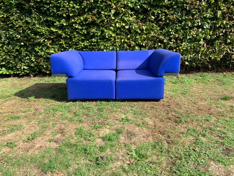 1988 Artifort Quadrio sofa chairs