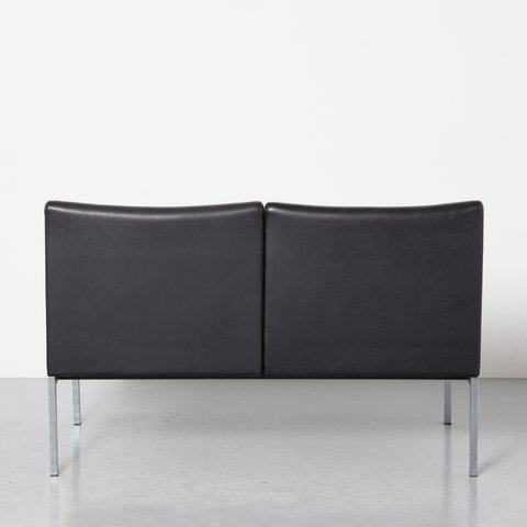 Wilkhahn black two-seat couch