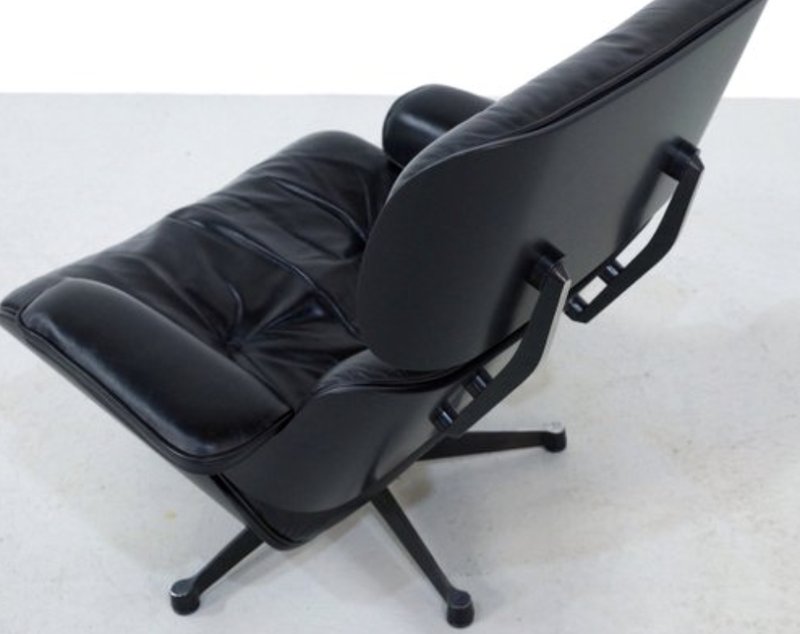 Vitra Charles & Ray Eames lounge chair black