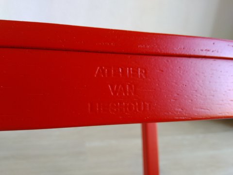 Moooi AVL shaker chair rood
