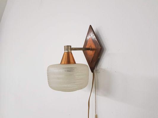 Deense glazen en koperen wandlamp