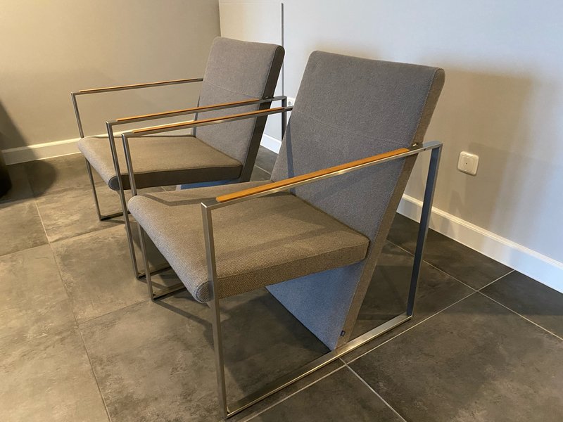 2 Arco Spine design fauteuils