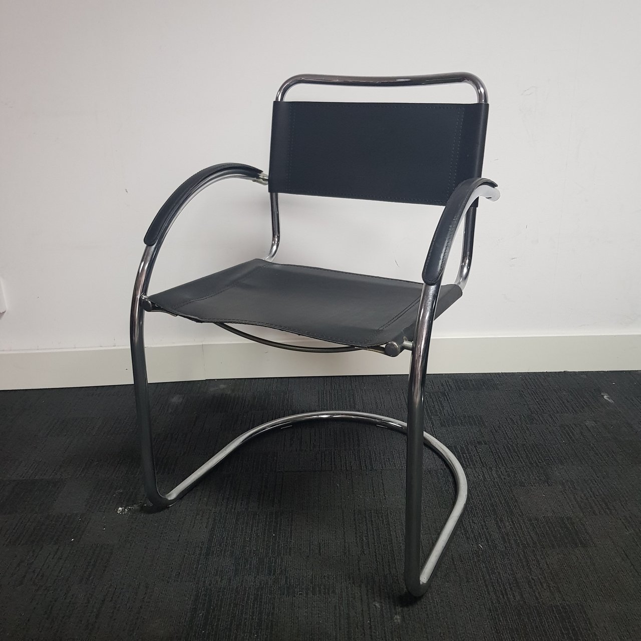 Image 1 of 7x Italiaans design stoel buisframe cantilever