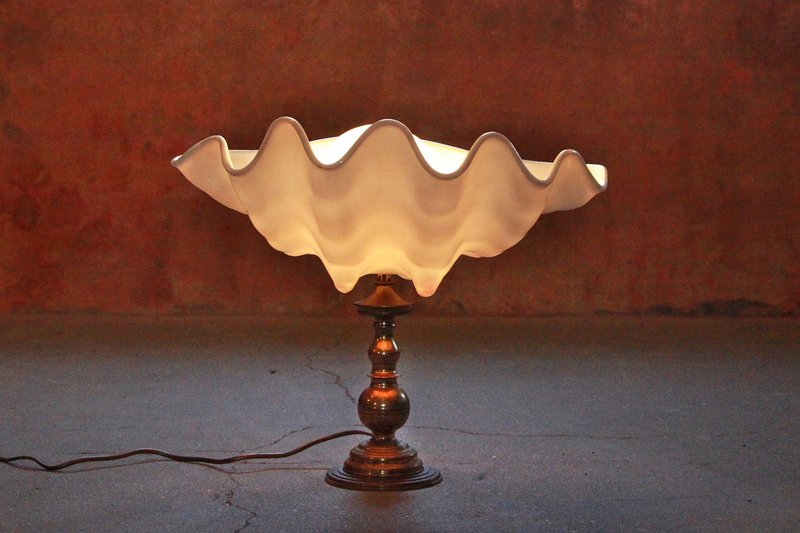 Mother Of Pearl Oyster Table Lamp