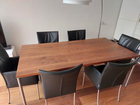 Eetkamer tafel en stoelen Bert Plantagie