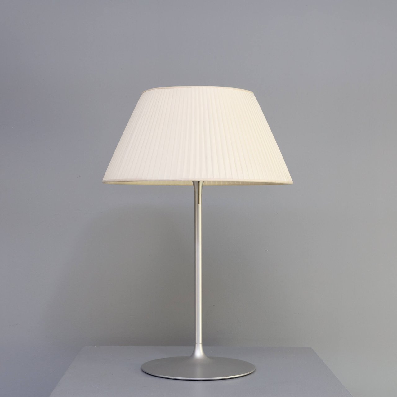2x Philippe Starck ‘romeo’ table lamp for Flos