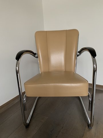 Gispen chair 412 armchair.