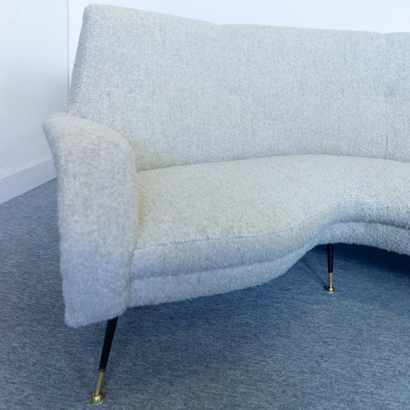 Minotti Curved sofa door Gigi Radice