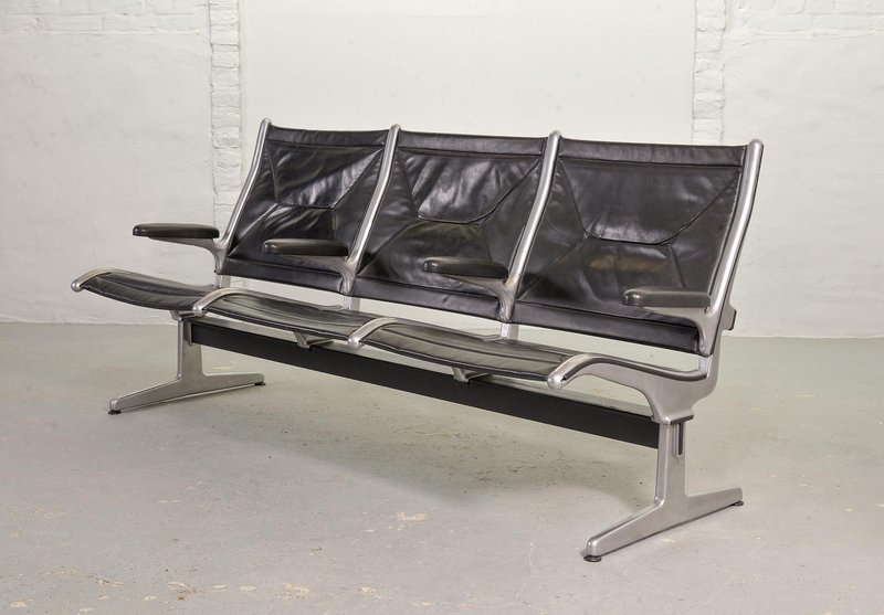 3-seat Charles Eames for Herman Miller Tandem Sling Airport bench