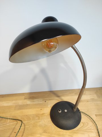SIS desk lamp
