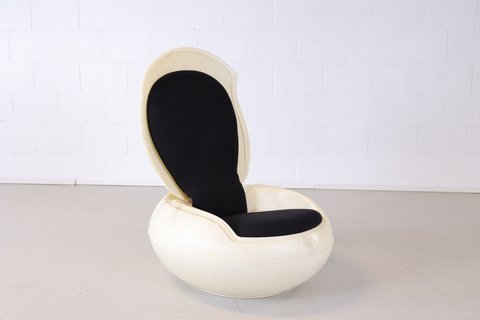 Ghyczy Egg Chair
