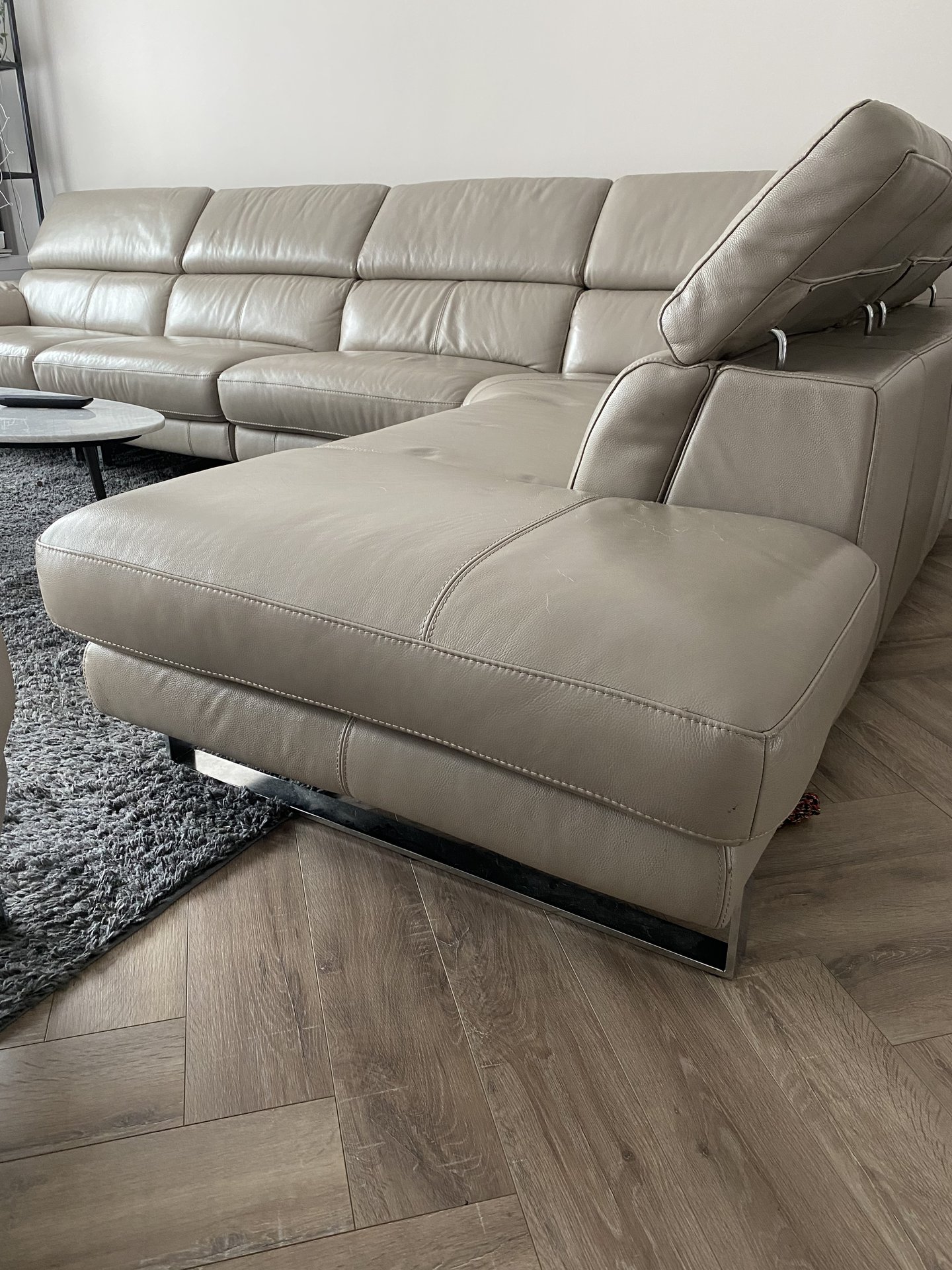 DFS Emperor Sofa  Leather settees, Settee sofa, Leather couch