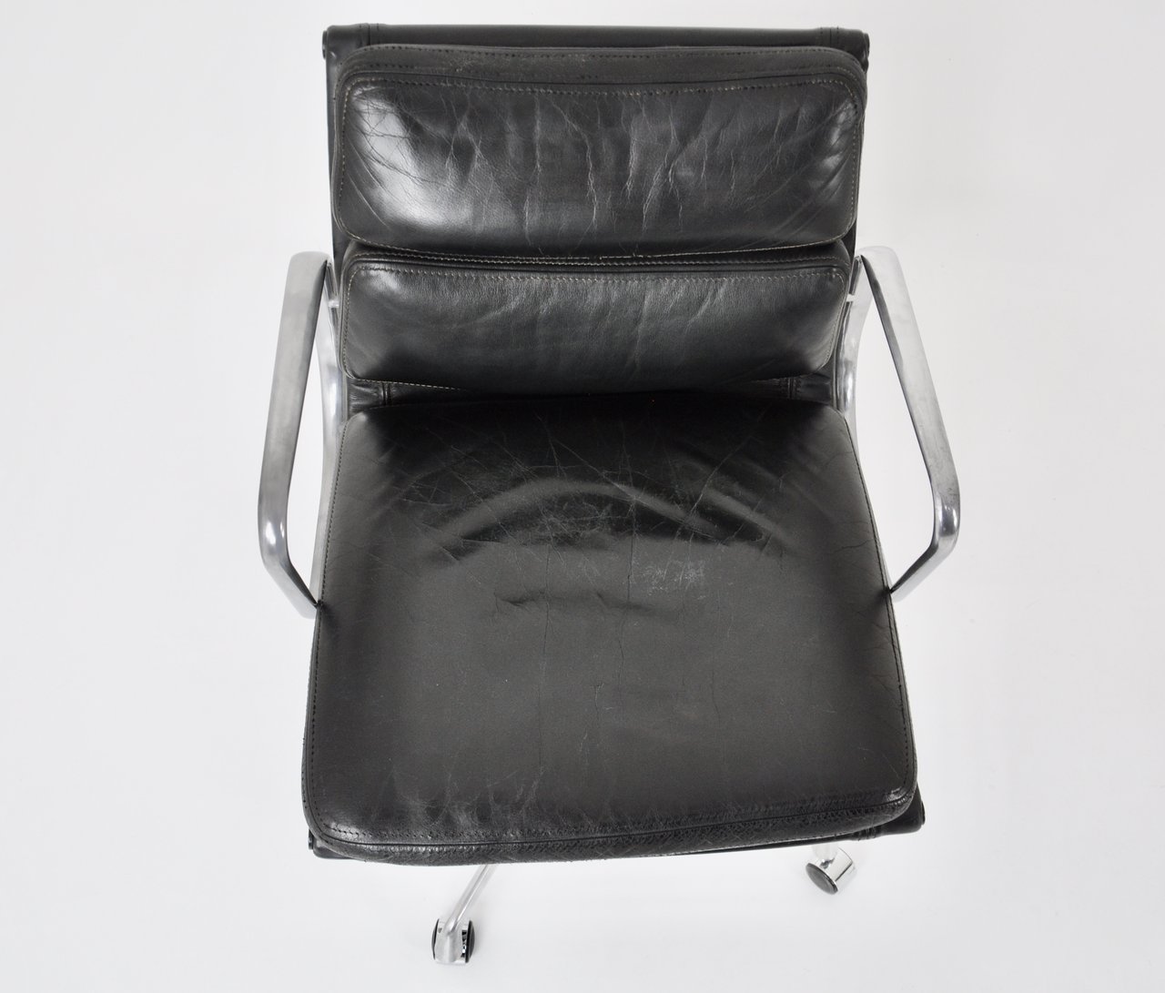 Image 8 of 2x ICF Soft Pad-stoelen van Charles & Ray Eames