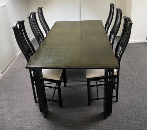 Giorgetti dining room set