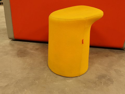Artifort Lille stool - yellow