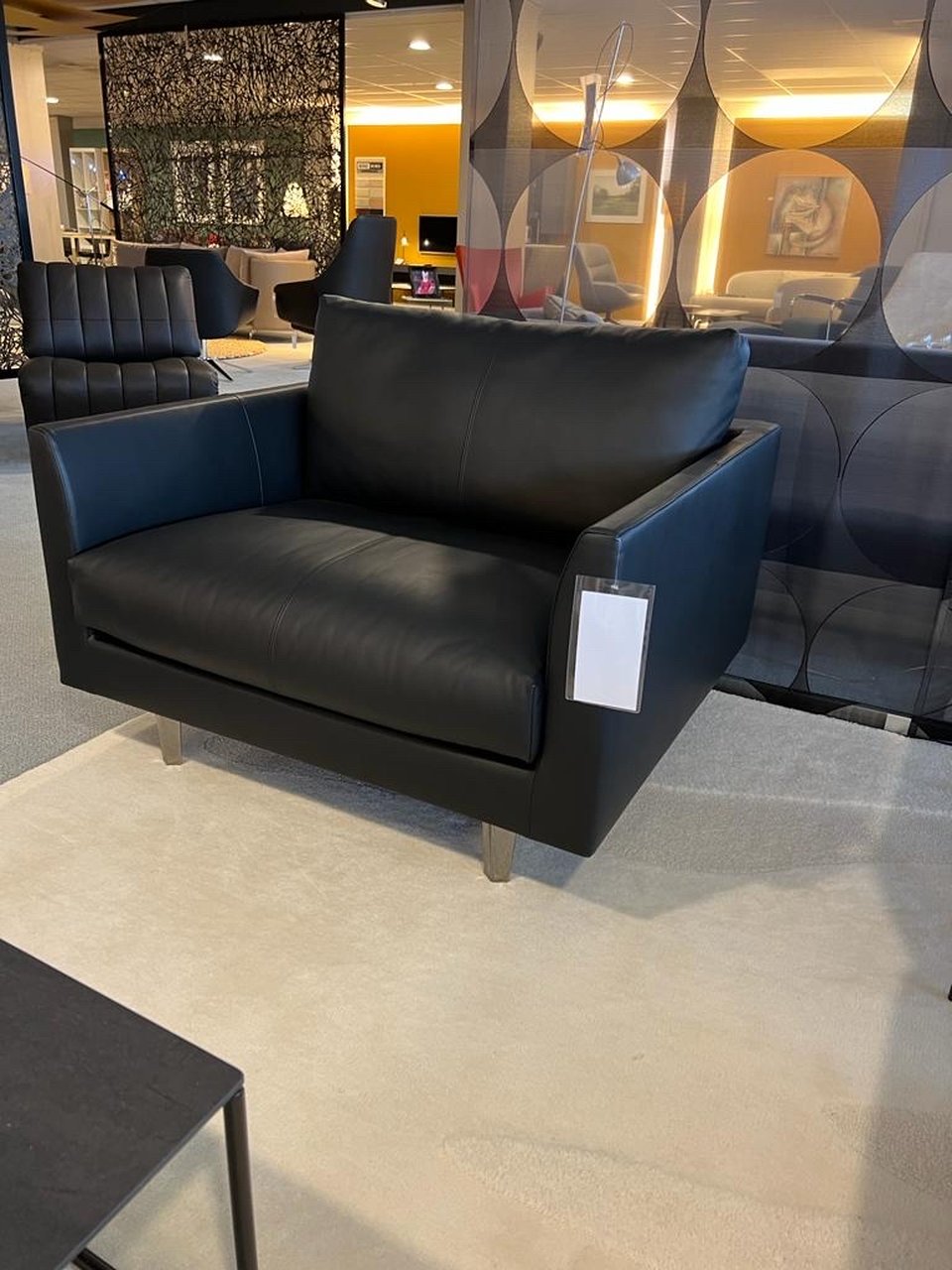 Image 4 of Montis Axel sofa 1.5 seater black leather