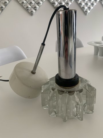 Vintage lampje met geslepen glas