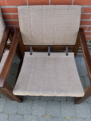 2x Karin Mobring fauteuil + bijzettafel