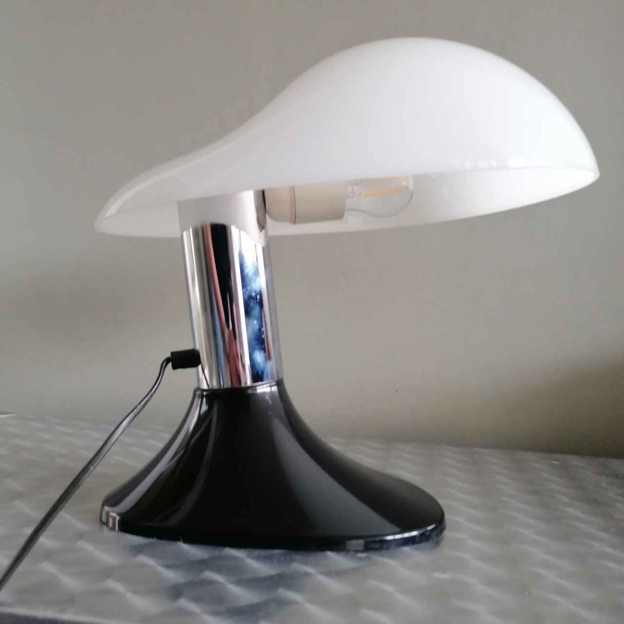 Image 8 of Harvey Guzzini Cobra tafellamp