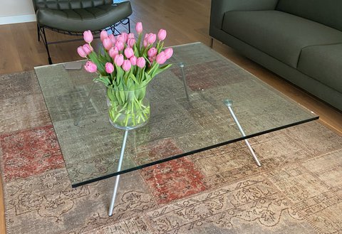 Maupertuus glass coffee table