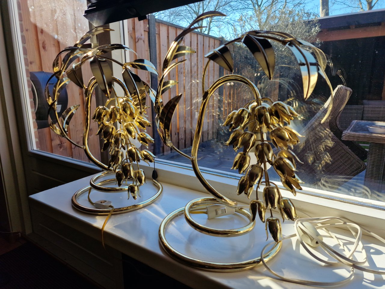 Image 1 of Hans Kögl floral Wisteria table lamp