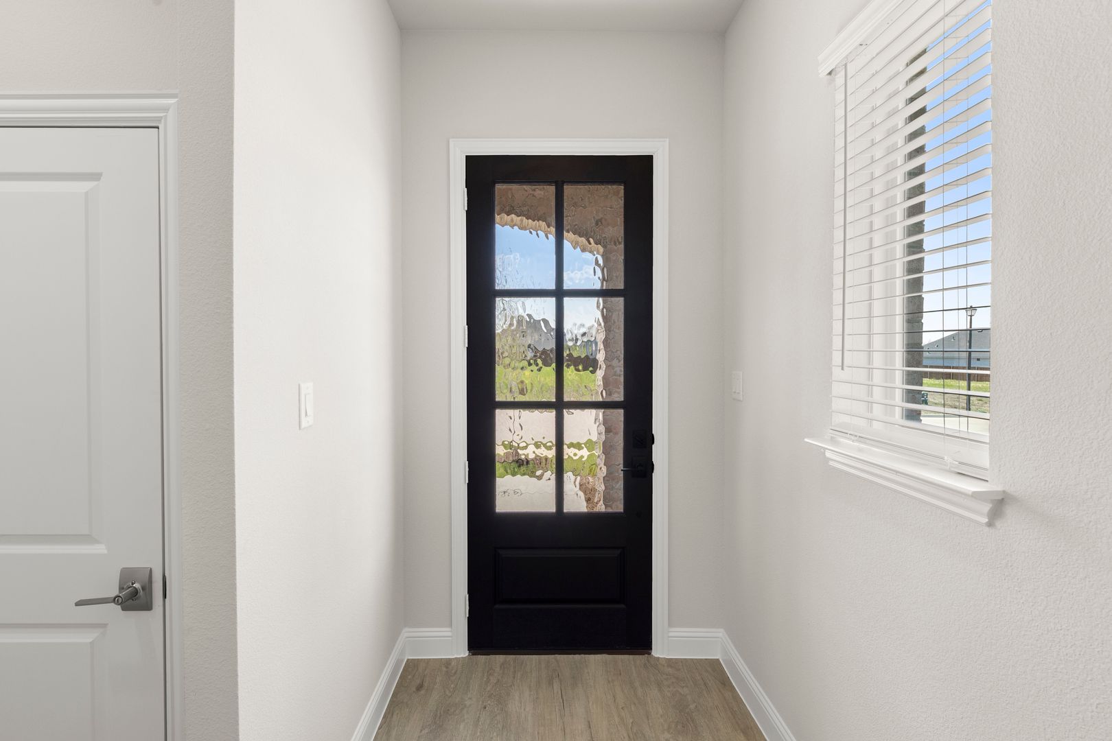The Bandera at 2315 Aspen Chase Dr, Royse City, Texas: photo 2