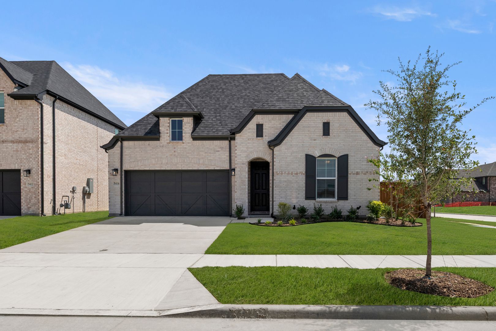 The El Paso II at 5416 Sundareson, Aubrey, Texas