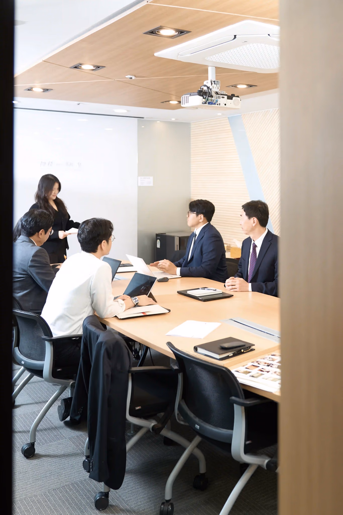 seoul gangnam patent law firm consultation room
