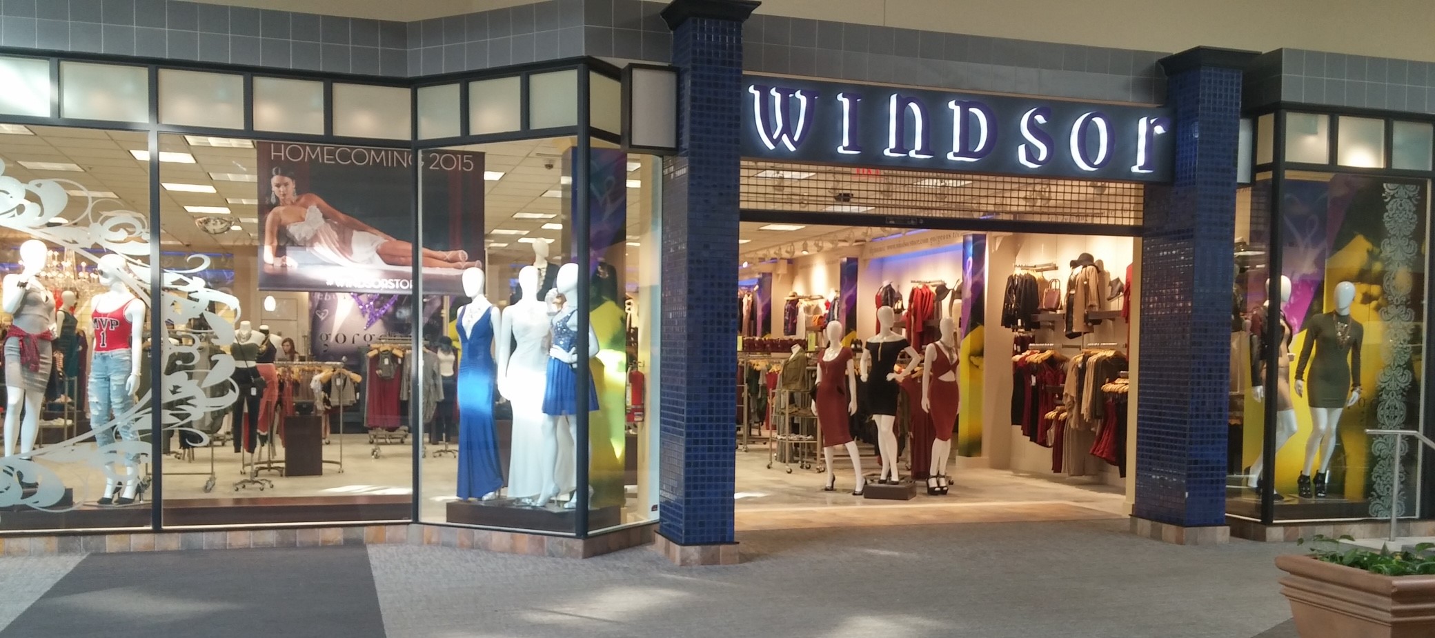 Windsor Store at NorthPark Mall