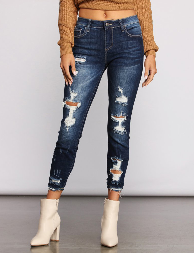 iT. TUMMY TUCK Helena Womens Stretch Denim Distressed Ripped