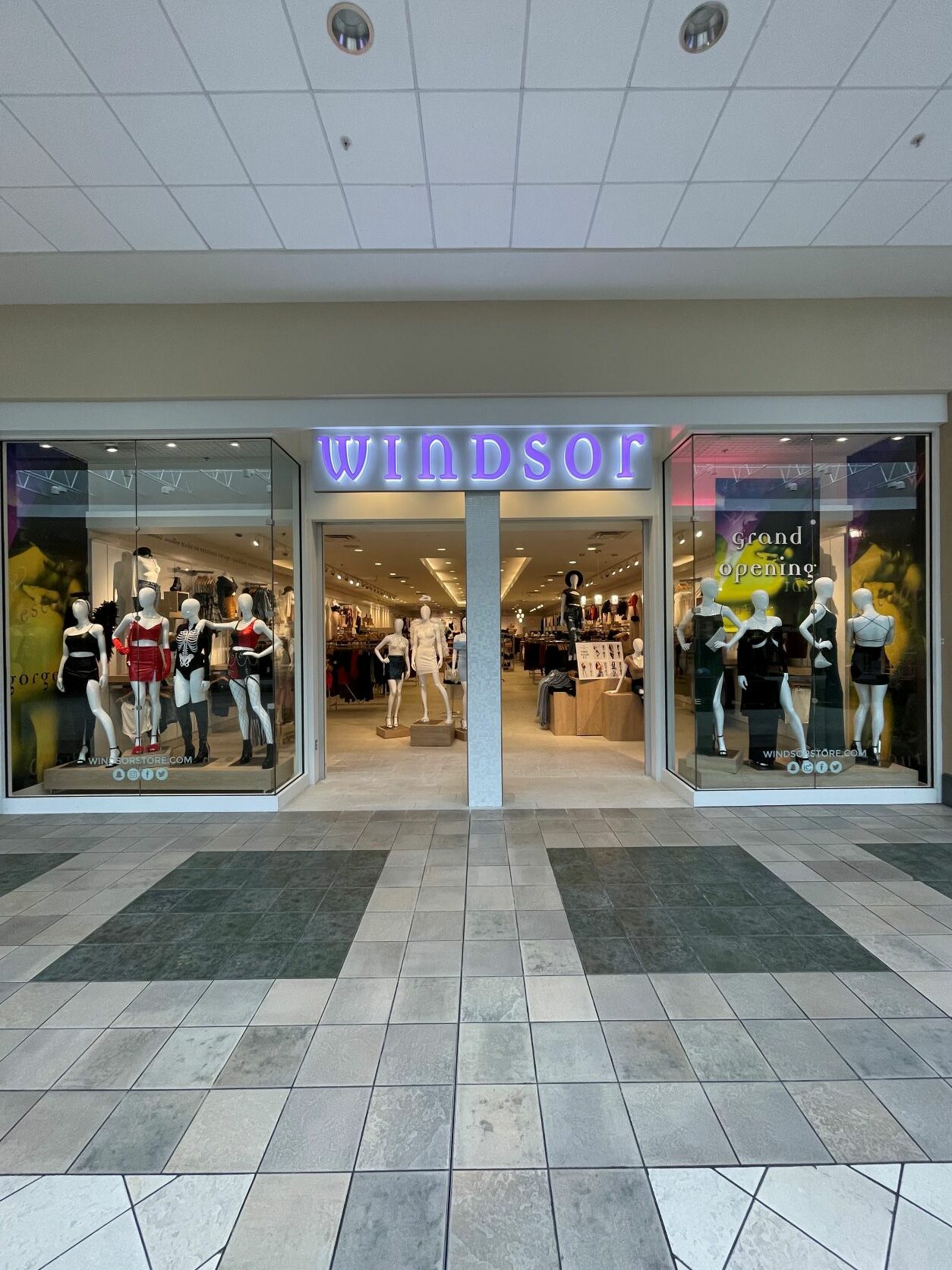 Windsor Store at Sawgrass Mills