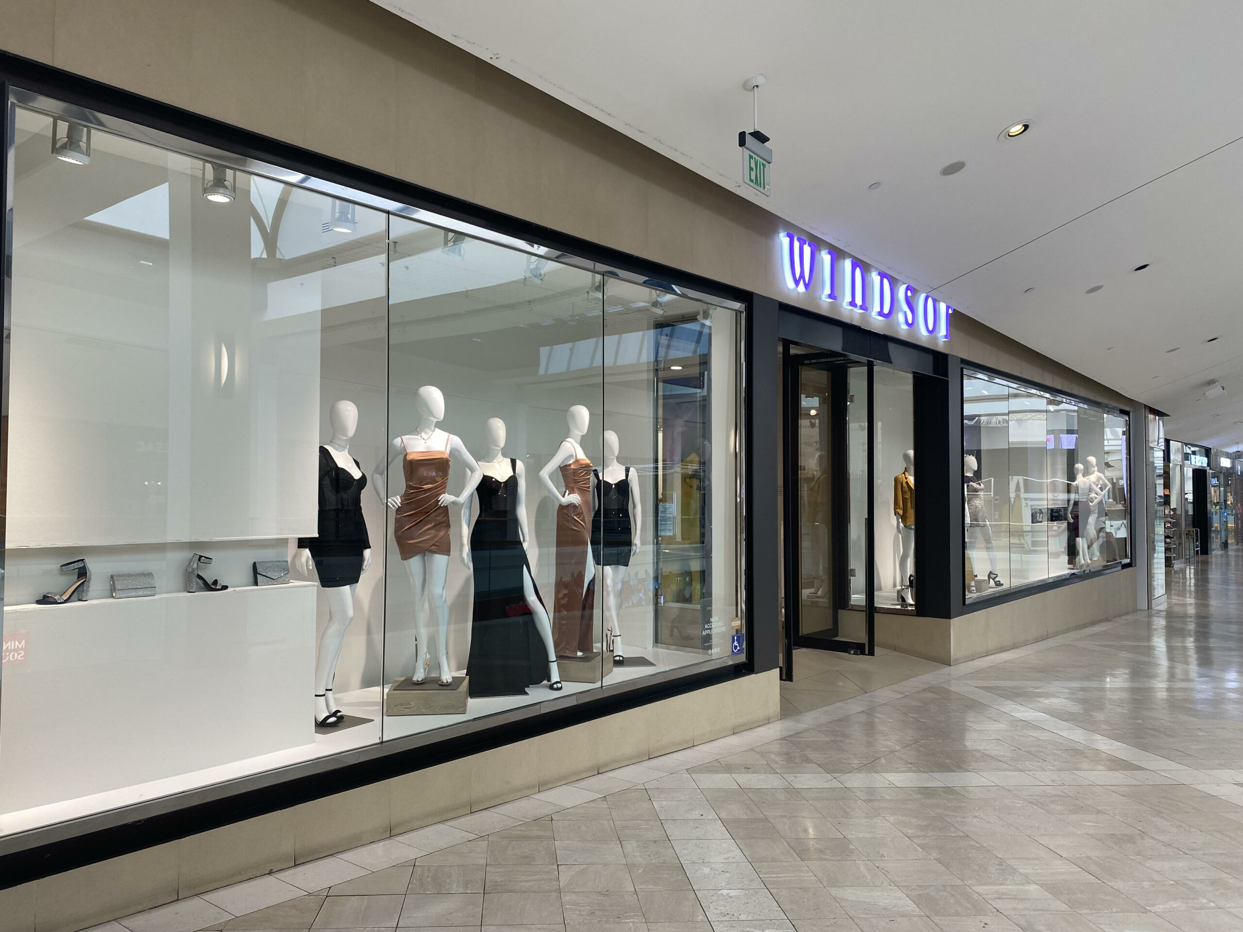 Westfield Topanga - Australia's leading lingerie retailer, Bras N