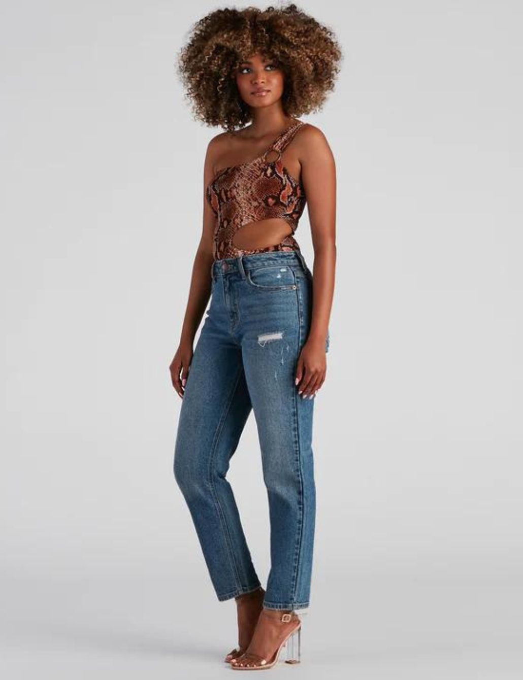 Crop Top & Mom Jeans  Fashion outfits, Brunch outfit, Outfits