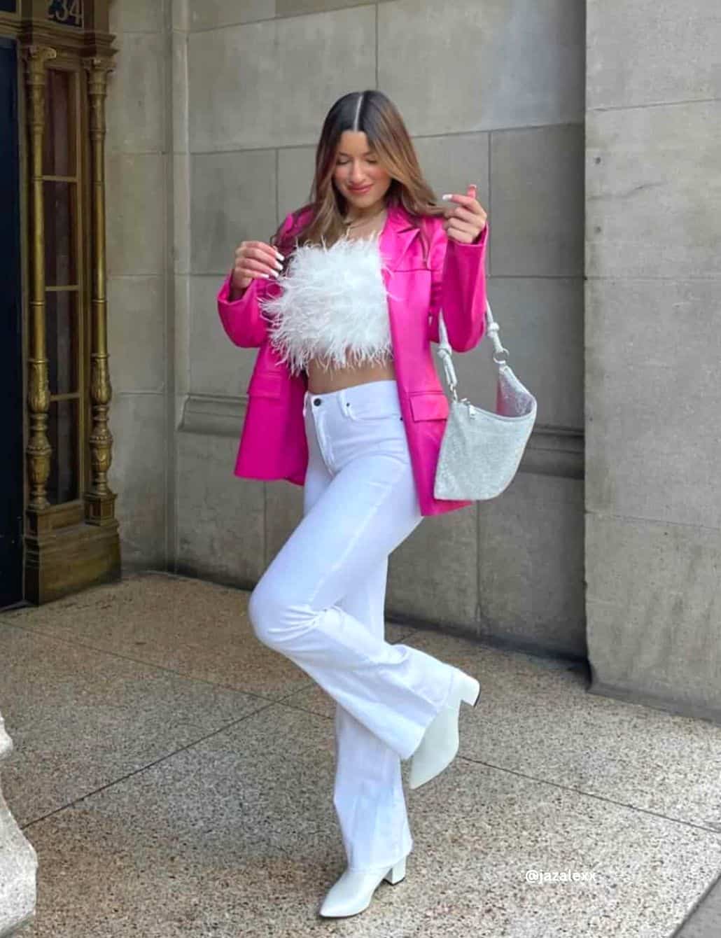 Outfit inspo for a city break  Tube top and jeans, Tube top