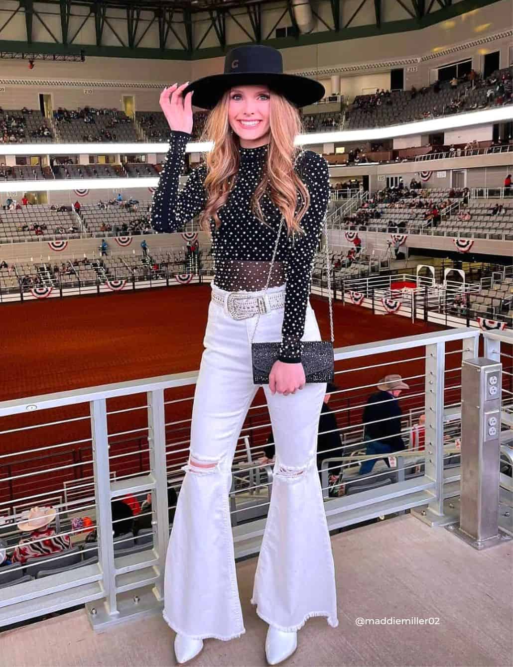 32 Stylish Country Concert Outfits For Center Stage Looks | Windsor