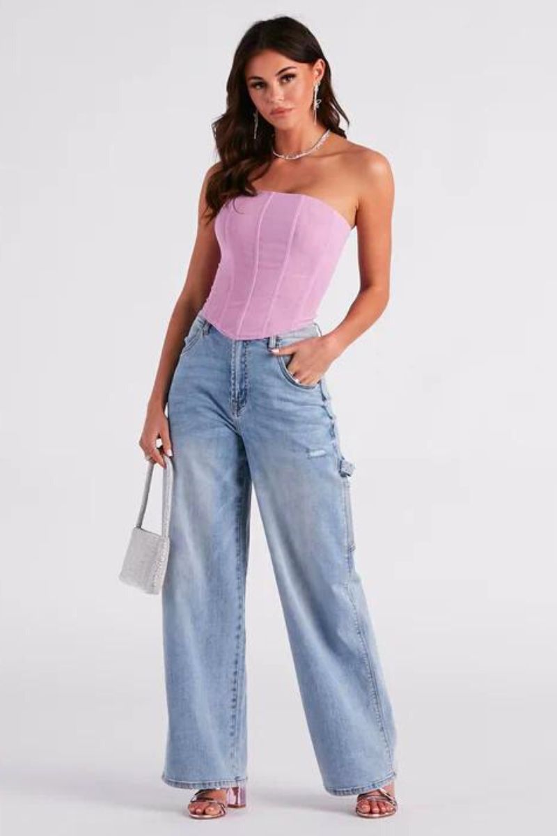 Outfit inspo for a city break  Tube top and jeans, Tube top outfits