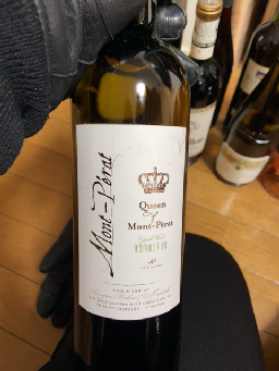 Queen of Mont-Pérat - Image 1