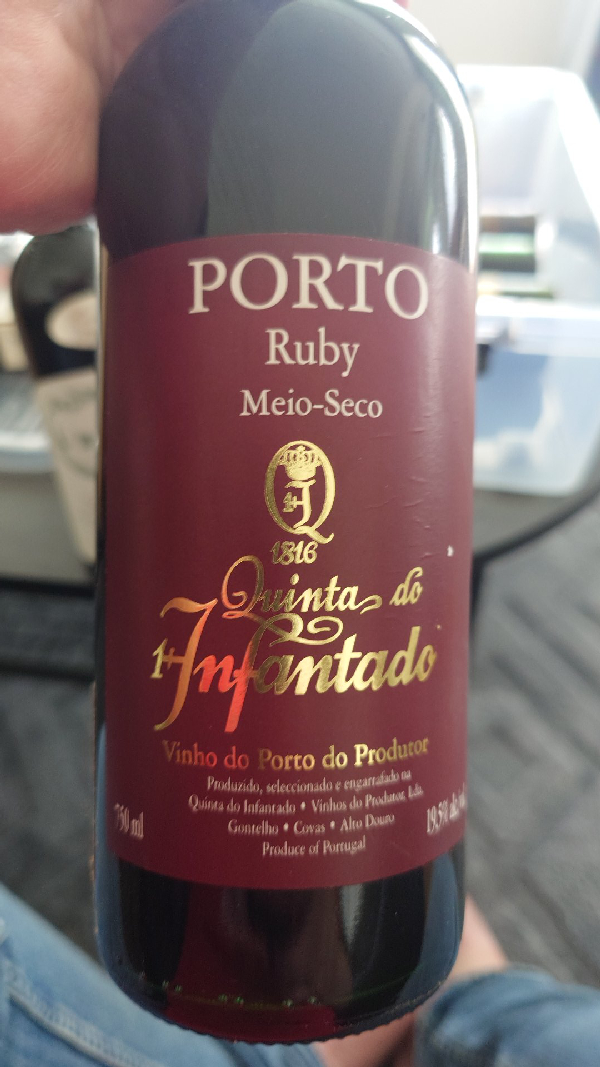 Ruby Meio-Seco - Image 1