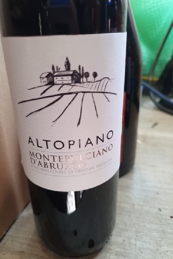 Altopiano Montepulciano d'Abruzzo - Image 1